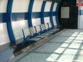 Sedadla pro cestující na nástupišti zastávky K Barrandovu do centra | 30.7.2006