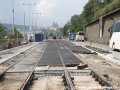 Na rekonstruované křižovatce Letenský tunel dochází k zádlažbě střední části a pokládání asfaltového krytu v prostoru předjízdné koleje. | 11.8.2007