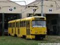 Před halou vozovny Medlánky ve slušivém žlutém laku po odstraněné reklamě vydavatelství Grand Princ vyčkával na výjezd také vůz K2P ev.č.1047 | 5.8.2010