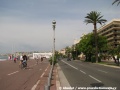 Ulice Promenade des Anglais na pobřeží zálivu Baie des Anges poskytuje komfort pro pěší i cyklisty. V blízké budoucnosti se zde objeví i tramvajová doprava. Trať bude zřízena na úkor části jízdních pruhů pro automobilovou dopravu | 10.5.2009