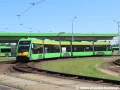 Ve smyčce Osiedle Sobieskiego manipuluje Solaris Tramino S105P ev.č.527. | 1.7.2012