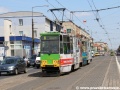K zastávce Krauthofera se blíží souprava vozů Konstal 105Na ev.č.248+247. Vpravo vjezdové a výjezdové koleje vozovny Głogowska. | 2.7.2012