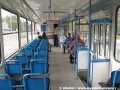 Interiér tramvaje T6B5-R ev.č.35272, vypravené v soupravě 35272+35283 na linku 7. | 29.9.2011