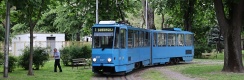 Tatra KT4YU #327 stojí ve smyčce Zapadni kolodvor. | 8.5.2023