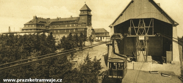 Původní podoba kabin a horní stanice visuté lanová dráha na Fichtelberg. | 40. léta 19. století