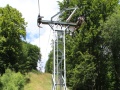 Nosná podpěra č.10 lanové dráhy na Komáři Vížku obsahuje v kladkové baterii pro každé lano 6 kladek vedoucích lano. | 9.7.2012