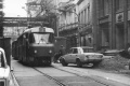 Souprava vozů T3 vypravená na linku 3 projíždí provizorní jednokolejnou tratí v ulici 28. října. | 2.7.1985