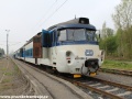 V železniční stanici Milovice vystavená jednotka 451.096-2+451.095-4 se zotvíranými technologickými celky, dávala cestujícím možnost nahlédnout pod pokličku, „proč TO jede“. | 26.4.2014