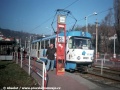 V Hloubětíně byl vůz T3M ev.č.8023 s reklamou Coris provozován i jako sólo. Na snímku je zachycen v zastávce Trojská na lince 5 | 11.1.1998