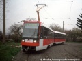 Na vozech K2 již probíhal modernizační program. Jeden z vozů typu K2R byl vyfotografován ve smyčce Královo pole, Červinkova na lince 12 | 18.4.1998