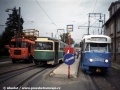 Pohled na výhybnu Kubelíkova z opačné strany, křižují zde soupravy T2R ev.č.21+20 (do centra) a ev.č.24+25 (z centra). | 26.8.1998