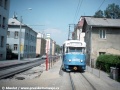 V zastávce Krkonošská ve směru z centra byla vyfotografována na provizoriu souprava T2R ev.č.24+25. | 18.8.1998