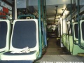 Vcelku unikátní snímek původního interiéru prototypového vozu RT6N1 ev.č.0028 s tzv.penízkovou gumovou na podlaze a původním typem sedadel. | 26.10.1994