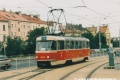 Linka 14 obsazená sólo vozem T3 ev.č.6841 zamířila v prvních dnech povodní v odklonu přes Hradčanskou do Podbaby. | 16.8.2002