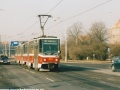 K zastávce Ocelářská se blíží souprava vozů T6A5 ev.č.8711+8712 vypravená na linku 12. | 22.2.2003