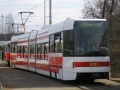 Vůz RT6N2 #9101 během zkušební jízdy manipuluje na vnější koleji smyčky Levského. | 6.4.2006