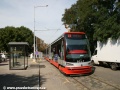 Na jednokolejnou trať zavítal také vůz Škoda 15T ev.č.9221, zatím jen na cvičné jízdě, zastávka je již opatřena přístřeškem. | 4.9.2011
