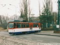 Vůz T6C5 překonává Plzeňskou ulici na výjezdu z vozovny Motol. | 8.3.2003
