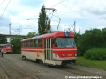 Cvičný vůz T3 ev.č.5503 manipuluje na vnitřní koleji smyčky Nádraží Braník | 26.5.2004